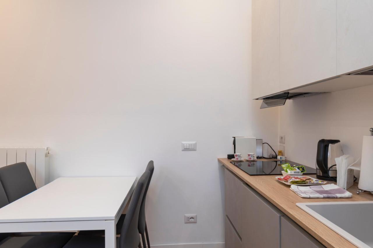 Milan Center Apartment Studio - Porta Romana ภายนอก รูปภาพ